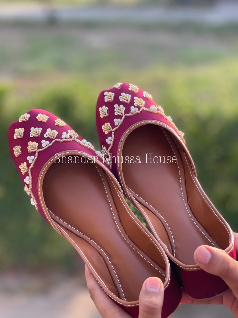 Maroon Shine - 014 - Image 2